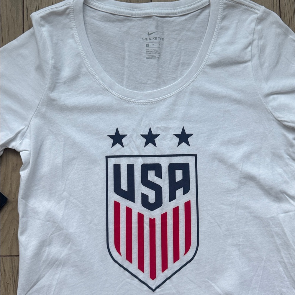 Nike USA Soccer Athletic Sports White T-Shirt Women’s Size Medium New with Tags - Picture 2 of 8
